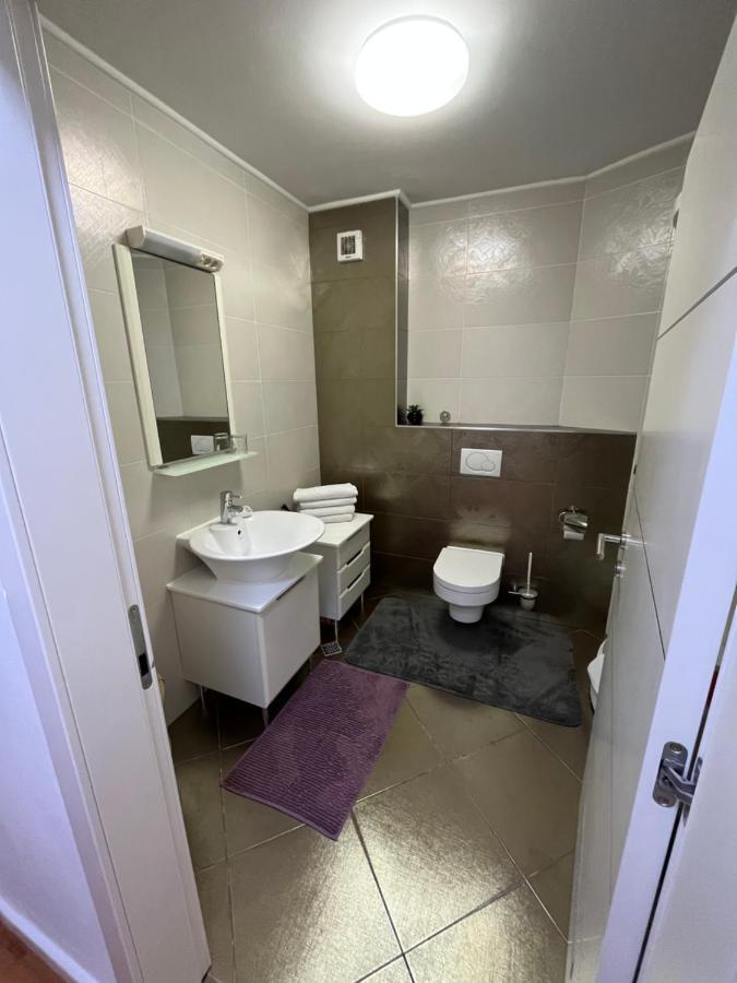 Ambasador Apartment Makarska